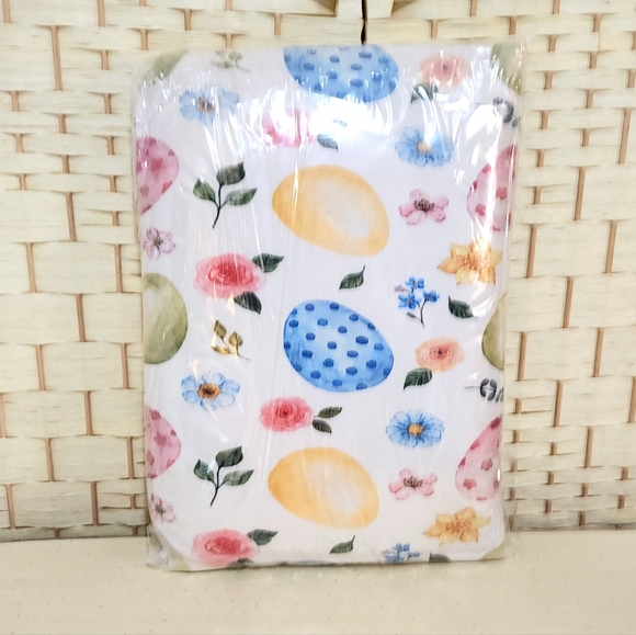 NIP Easter Shower Curtain With Hooks 72" X 72" - Picture 4 of 7